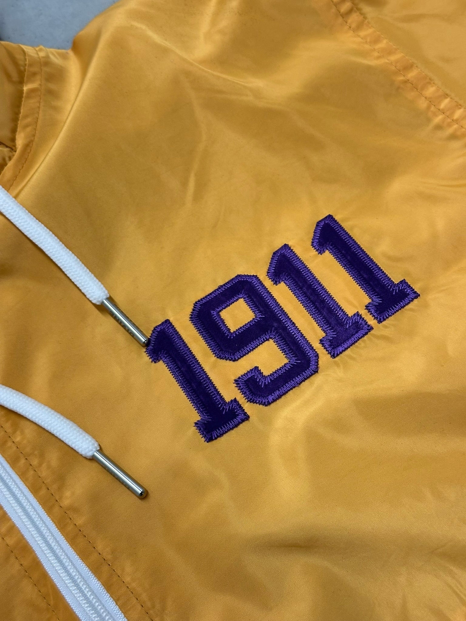 Omega OG Tri - Color Gold/Purple Windbreaker - Size L - DVN