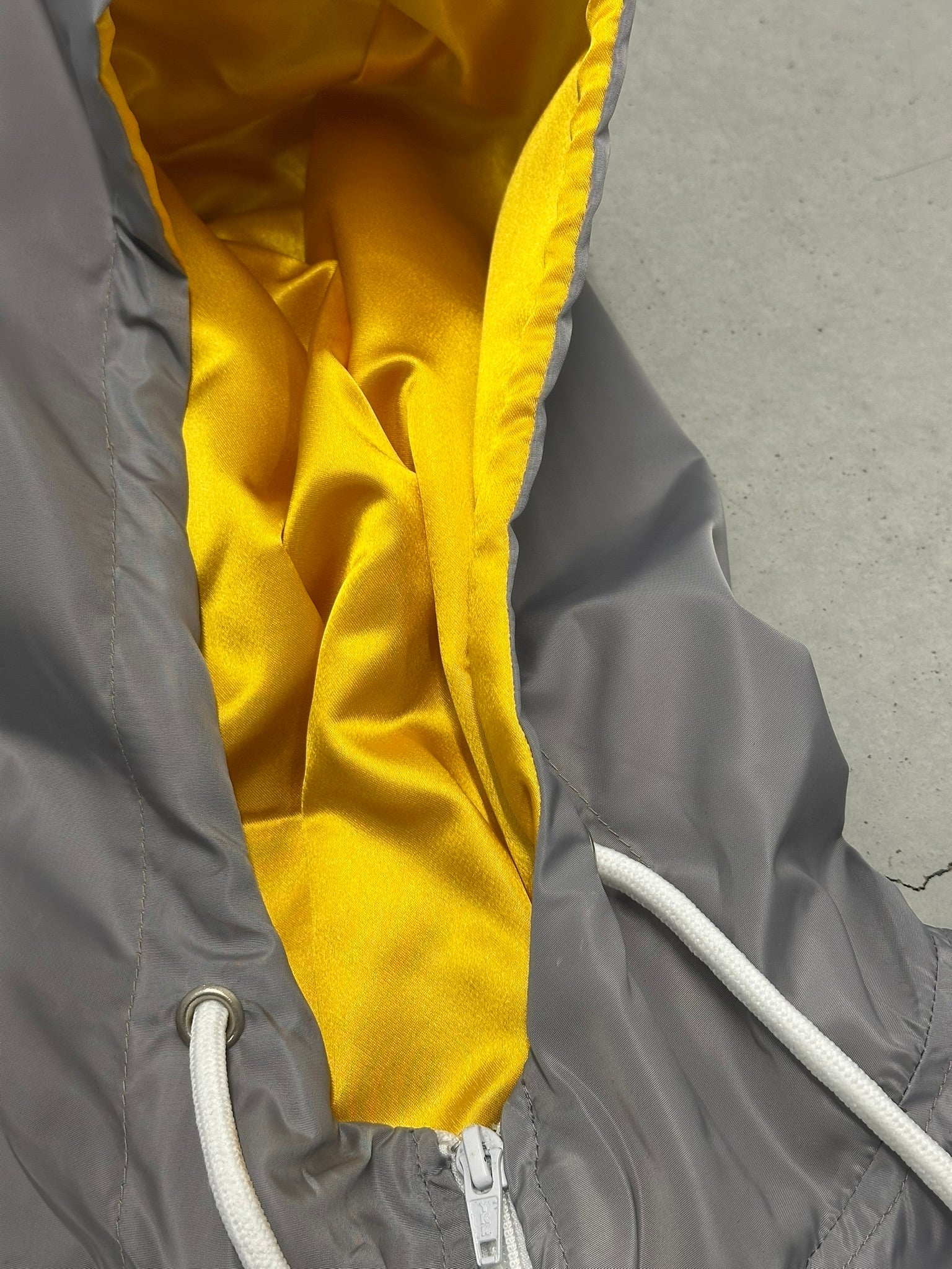 SGRho OG Tri - Color Windbreaker - Sizes S & XL - DVN